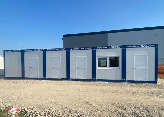 Cantiere con moduli prefabbricati